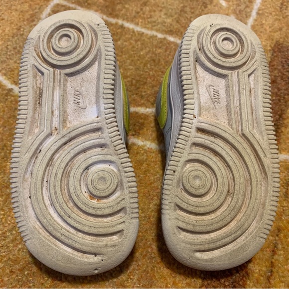 Nike Air Force 1 - Size 8C - Picture 4 of 5